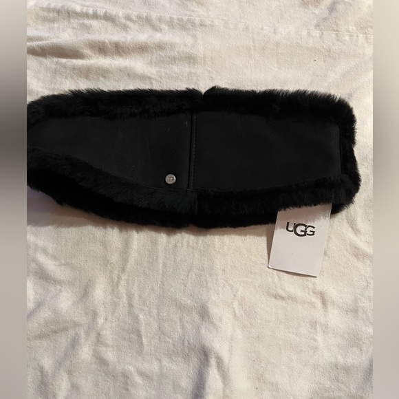 NWT UGG Ear Warmer - Picture 4 of 13
